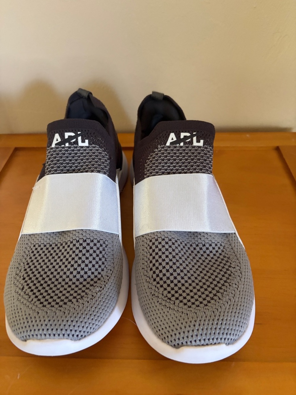 APL Women’s TechLoom Blossom  Sneakers. Great Condition!